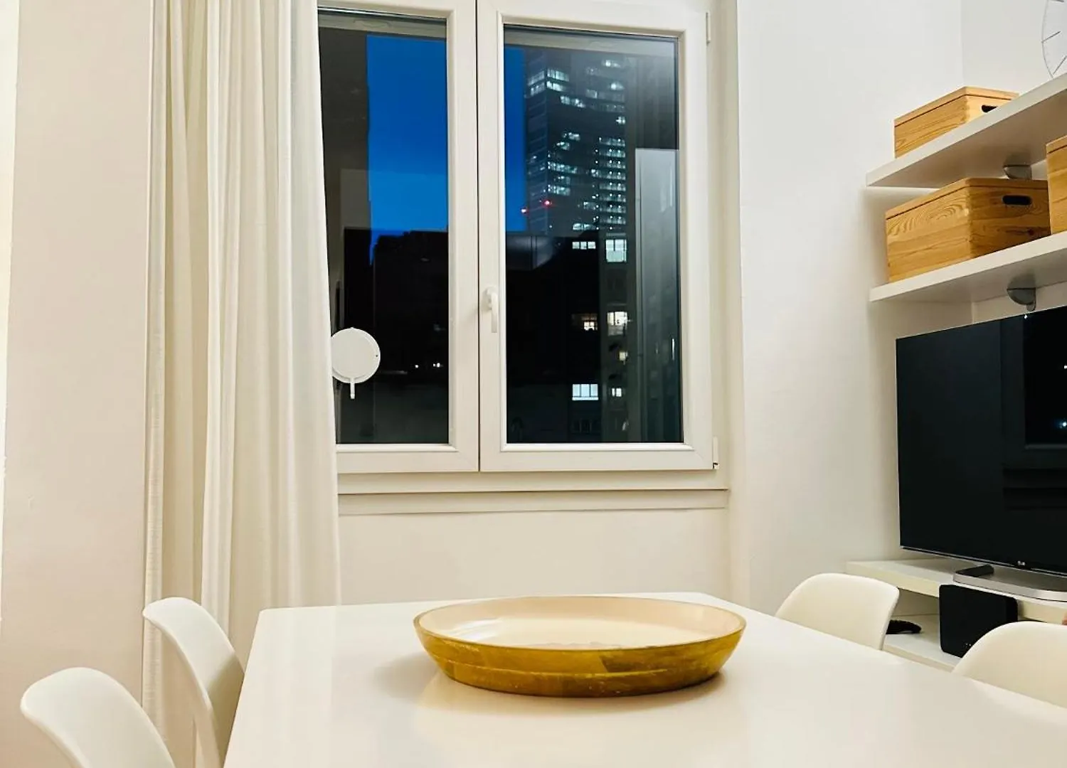 Xenia Apartments - Cozy Two-Room Apartment In Central Station Milaan